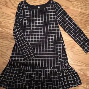 Tea brand dress. Great condition. Size 8. Black cross pattern